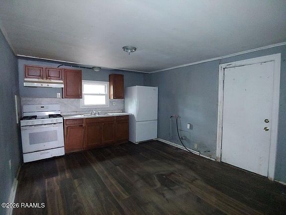 4th image of 234 1/2 N Pine St