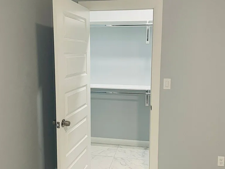 1000 N Abbey Ave #4 — Photo 16