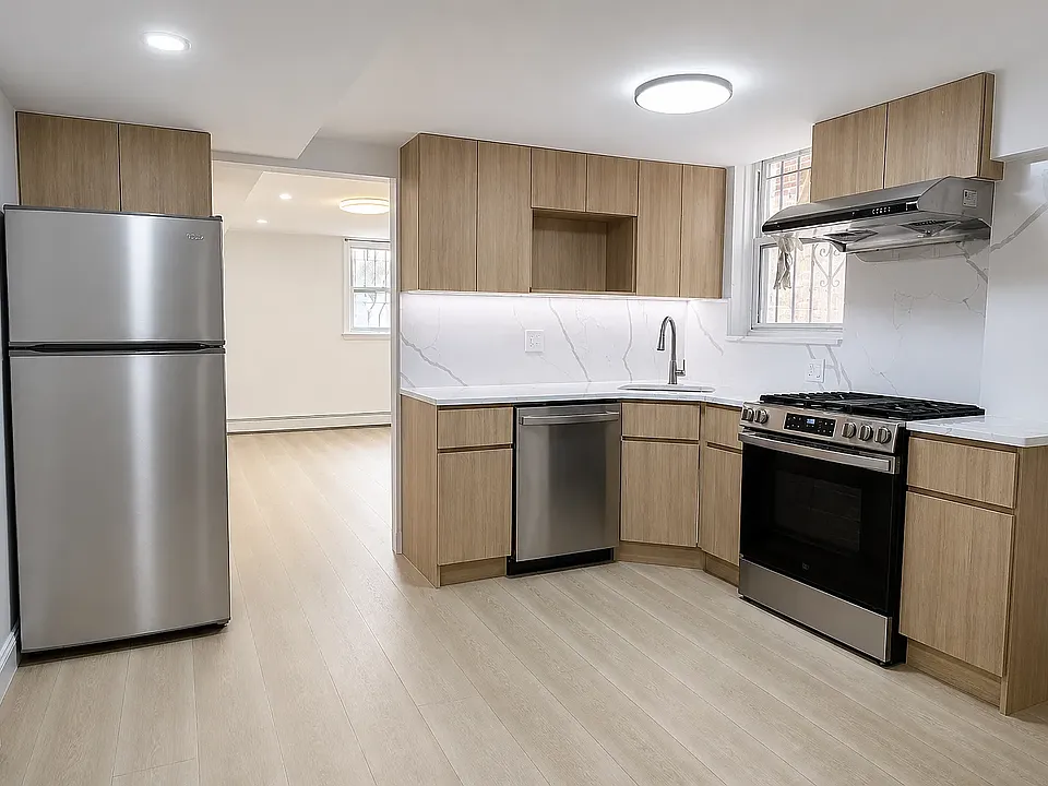 38-19 52nd St #1R