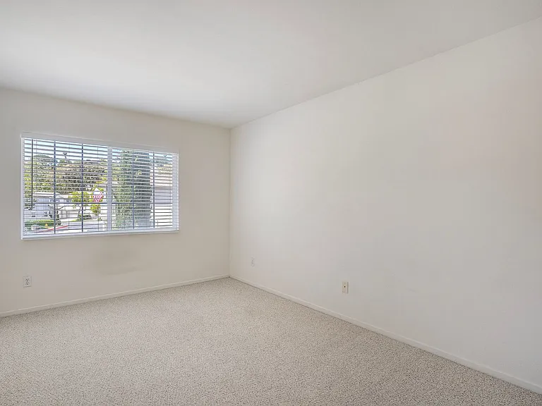 2938 W Canyon Ave W — Photo 33