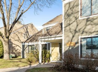 18 Concord Greene UNIT 2, Concord, MA 01742