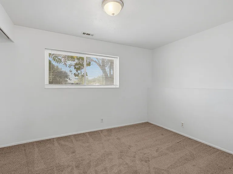 3671 W Cordele Cir — Photo 17