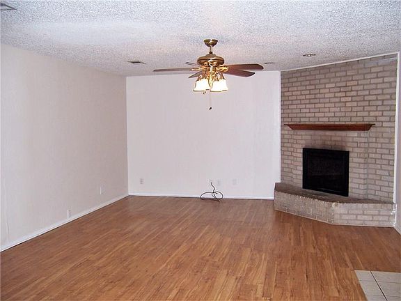 4th image of 5405 Windy Meadow Dr
