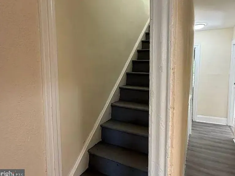510 N Hermitage Ave — Photo 12
