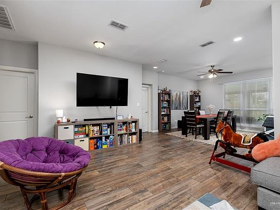3rd image of 5148 Lost Creek Ln