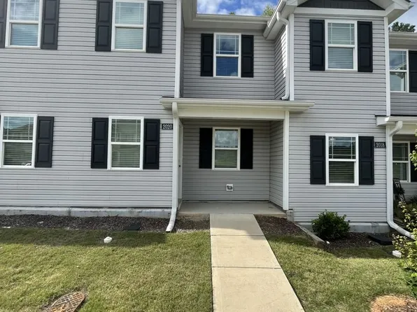 2020 Wiggins Village Dr, Youngsville, NC 27596