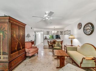 5650 Whitaker Rd APT 101, Naples, FL 34112