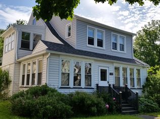 499 Beach Ave, Rochester, NY 14612