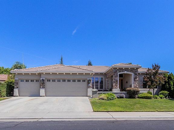 5th image of 110 Eriswell Ct