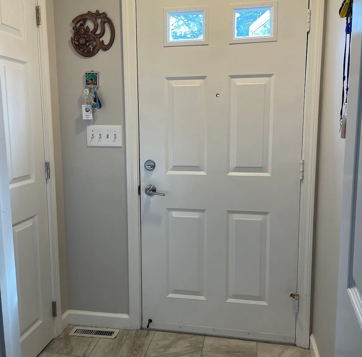 3 bed, 2.5 bath, 2056 sqft, $3,500 — Photo 2