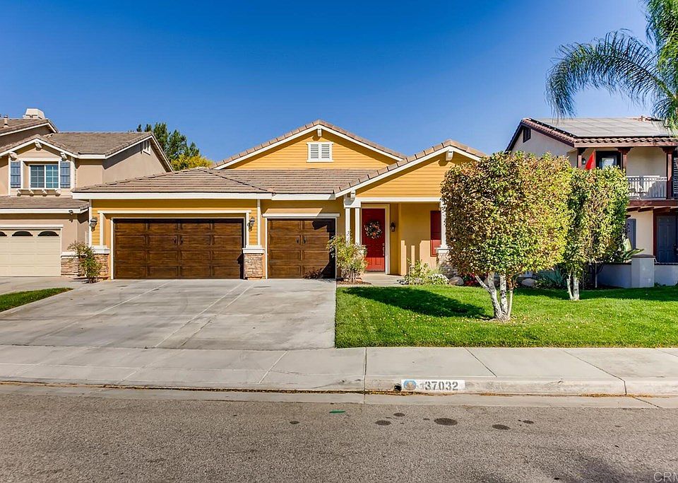 1st image of 37032 Edgemont Dr