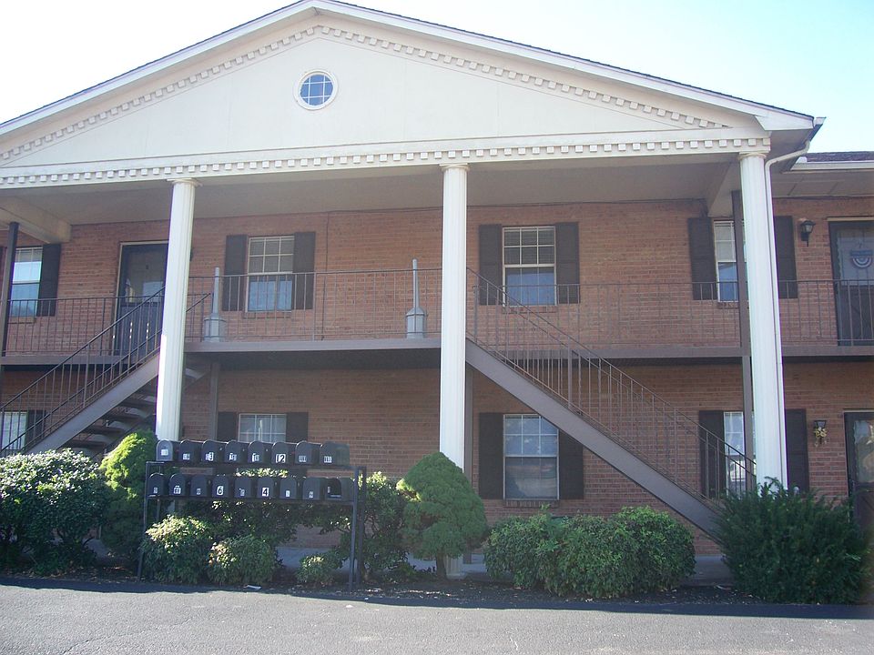 1st image of 128 Lynnwood Dr APT 8