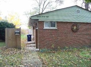 2041 Darrow Ave, Evanston, IL 60201