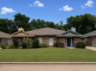 2327 Summer Place Dr, Arlington, TX 76014