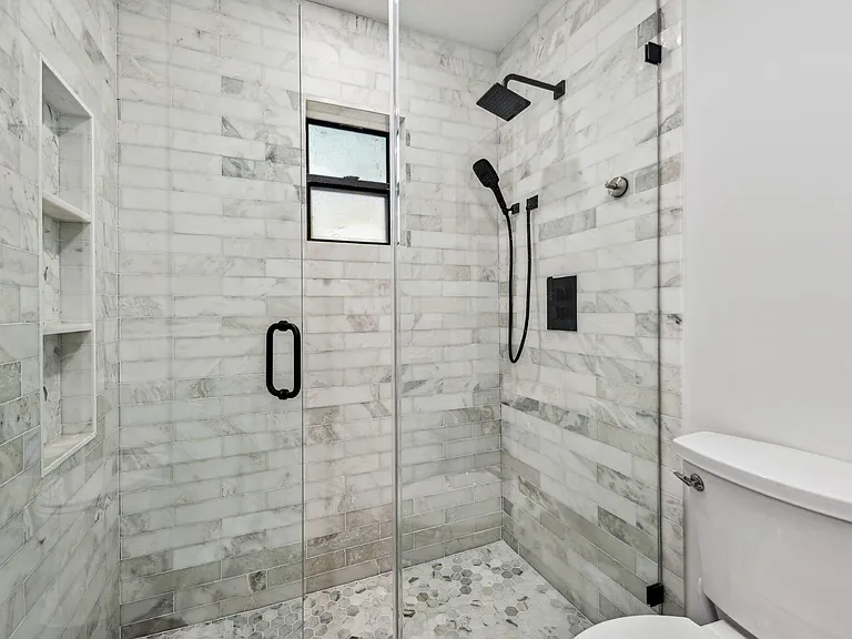 10908 SE Hobart St — Photo 11