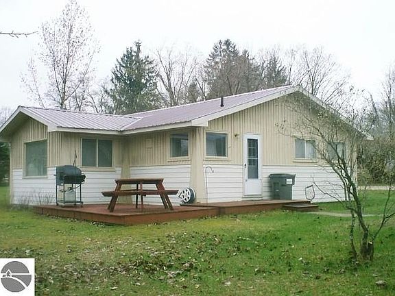 3rd image of 603 Hastings Hill Ln