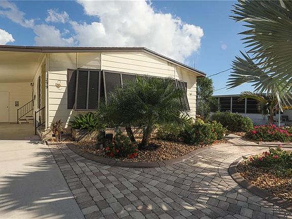 3rd image of 1299 Flamingo Dr