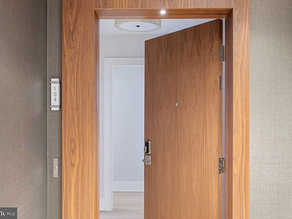 3rd image of 16 Bakers Walk #104