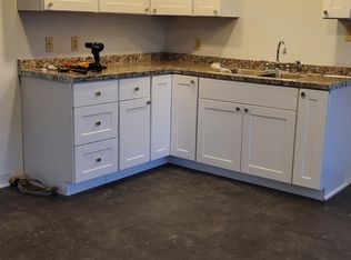 32 Court St, Newport, NH 03773