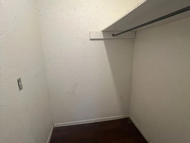 3105 S Harrison St — Photo 15