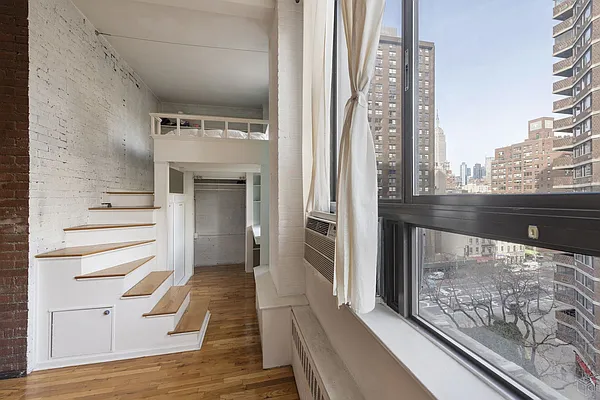 Sold by Halstead Real Estate | media 2