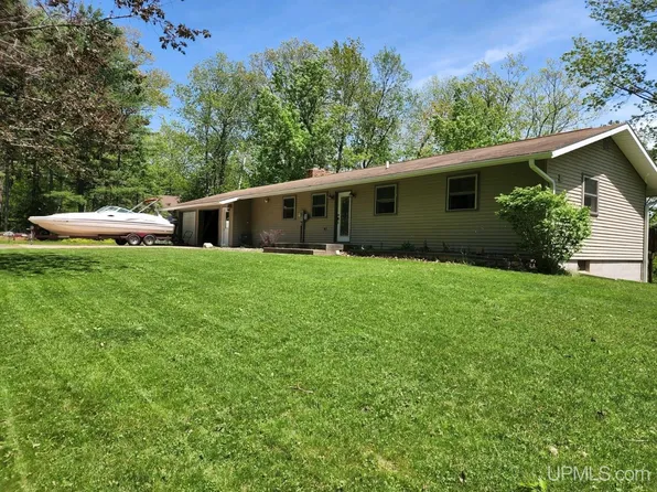952 Jackson Ln, Florence, WI 54121