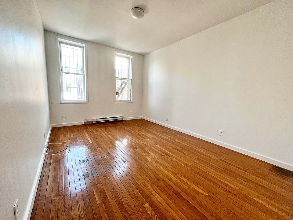 1st image of 401 Parkside Ave Unit 2