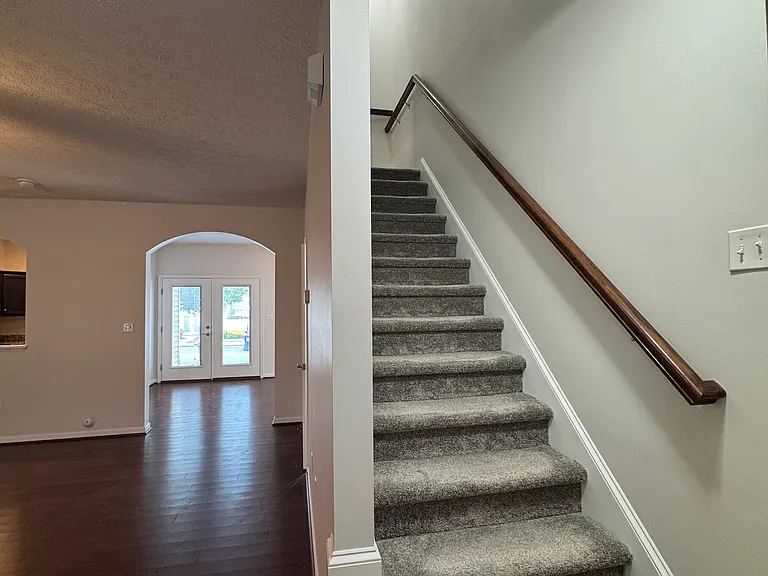 207 Portico St — Photo 17
