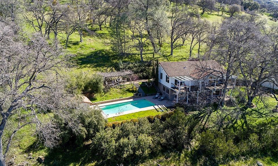 1st image of 441 Appaloosa Way