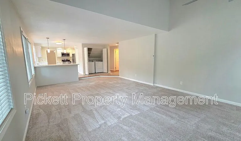 8067 Daniel Pl NW — Photo 21