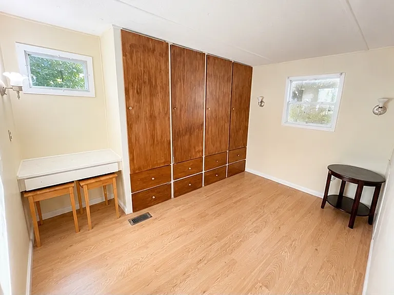 1179 S Meadow Dr — Photo 7