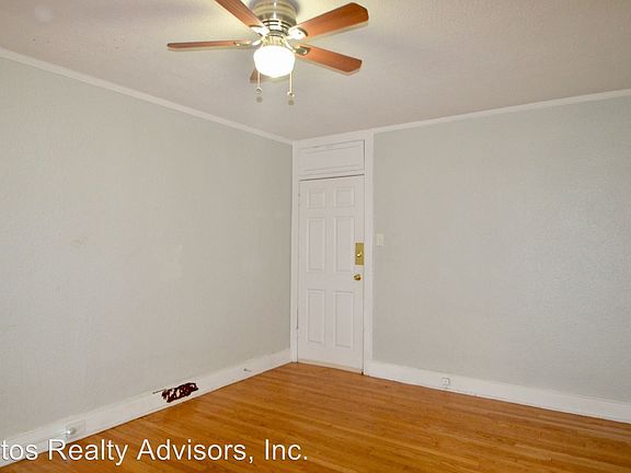 4th image of 1630 Penn St APT 6