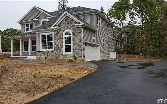 2nd image of 9 Fieldstone Ct