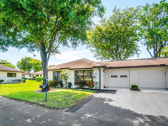 3rd image of 4717 Robinwood Terrace #A