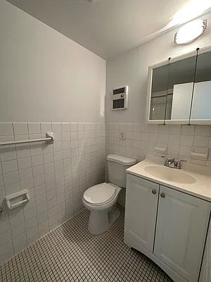 Rented by Oxford Property Group | media 9