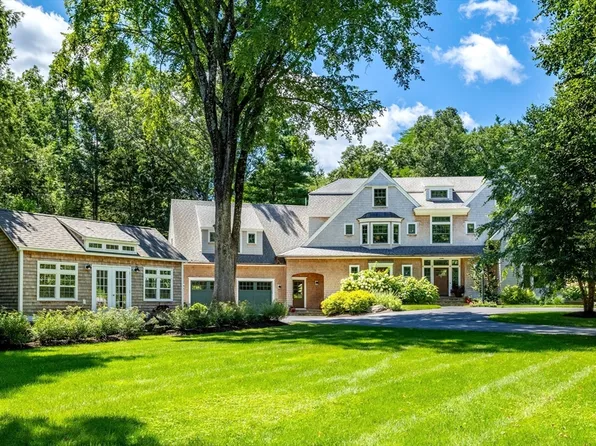 29 Plympton Rd, Sudbury, MA 01776