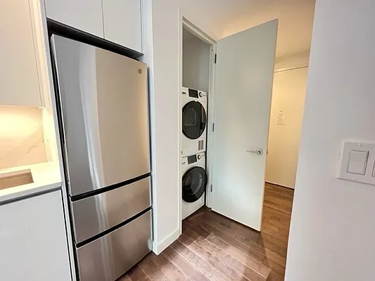 Rented by Mossanen Group | media 17