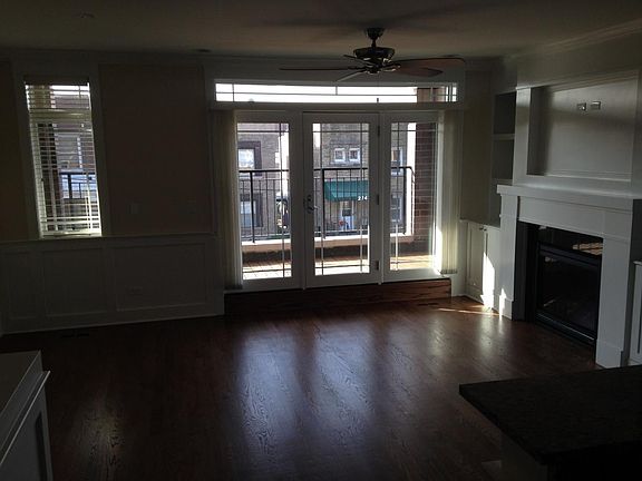 4th image of 2309 W Foster Ave #2