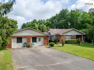 360 Fraser Rd, Sparta, NC 28675