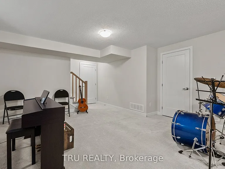 90 Latigo Rdg — Photo 19