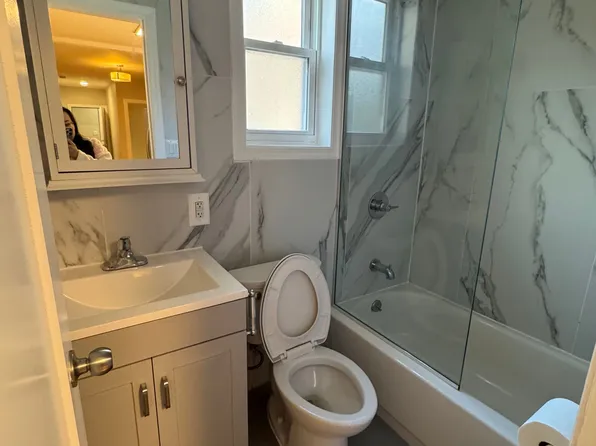 309 Covert Street image 11 of 17