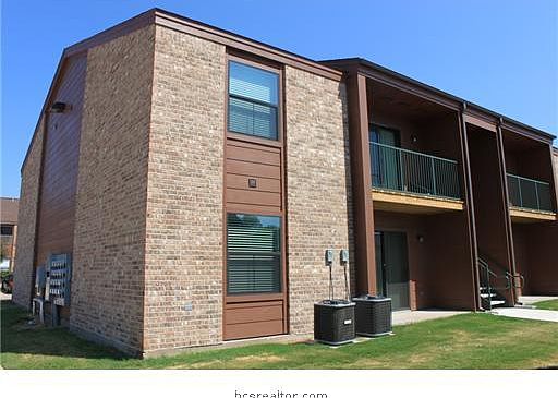1st image of 904 University Dr #123
