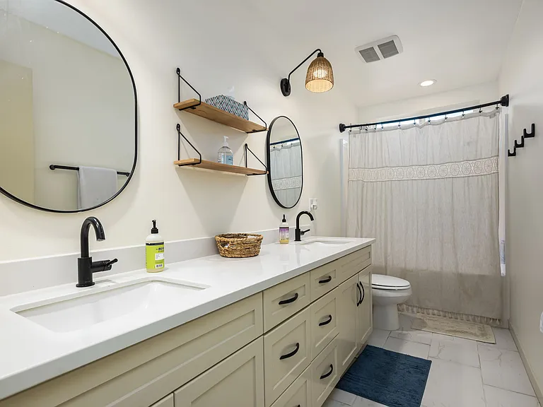 12613 Sylvanus Dr — Photo 40