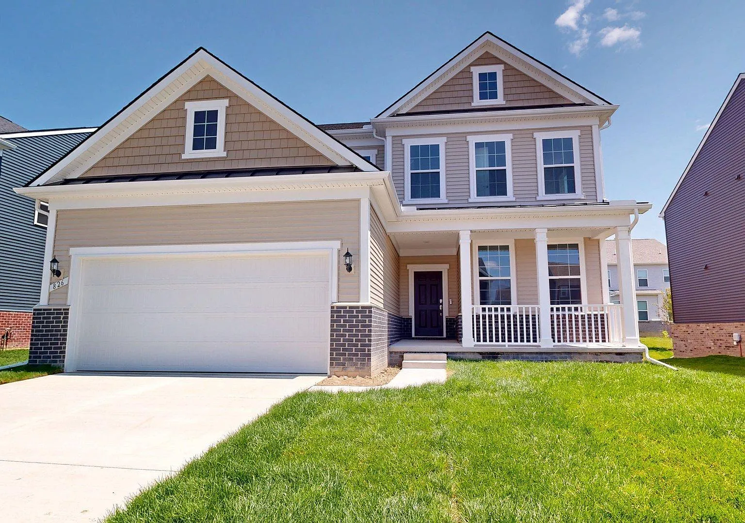 4 bed, 2.5 bath, 2453 sqft, $4,000 — Photo 1
