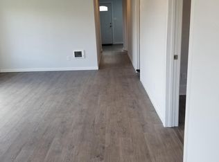 416 E Pioneer, Puyallup, WA 98372