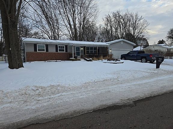 3rd image of 3283 Brookgate Dr