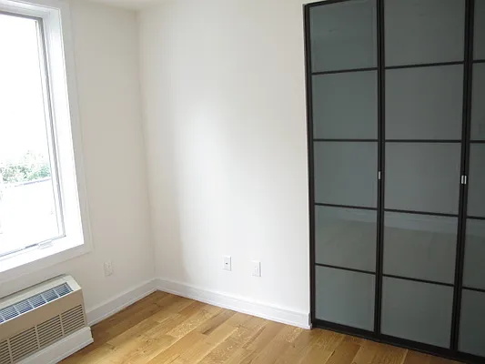 Rented by Residents Team | media 21