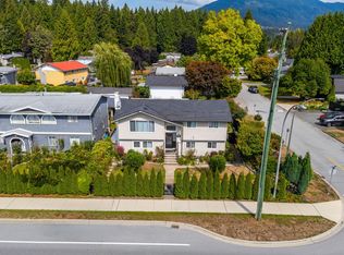 1121 Prairie Ave, Pt Coquitlam, BC V3B 1S7