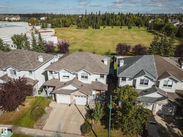 12218 16th Ave SW, Edmonton, AB T6W 1L7