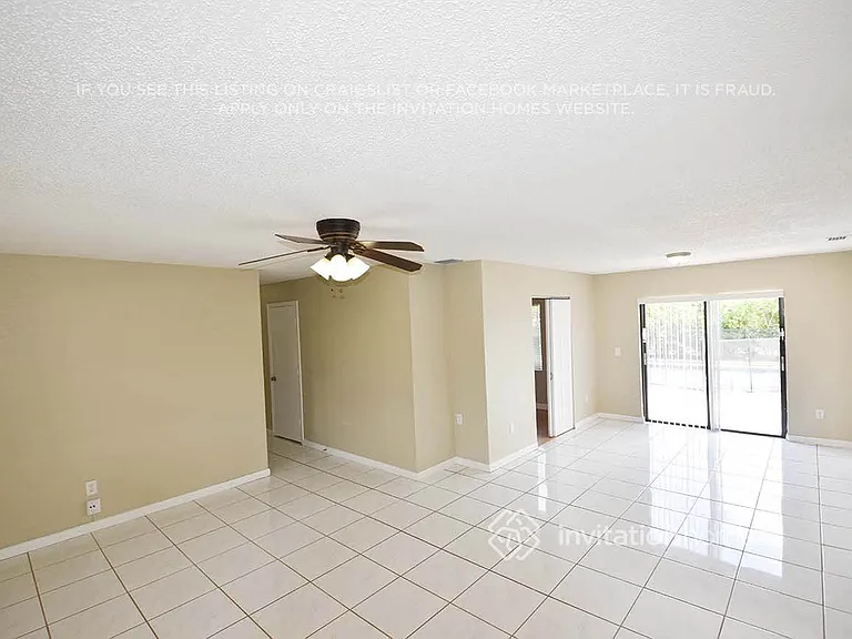 10927 Gallery St — Photo 2